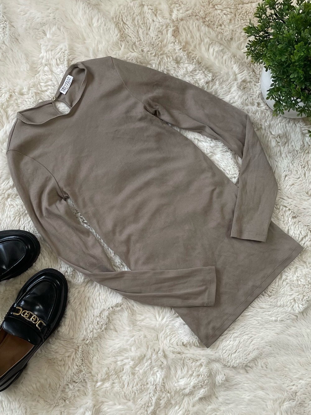 Brunello Cucinelli Monili Bead Trim Keyhole Back Ribbed Knit Top Taupe XS